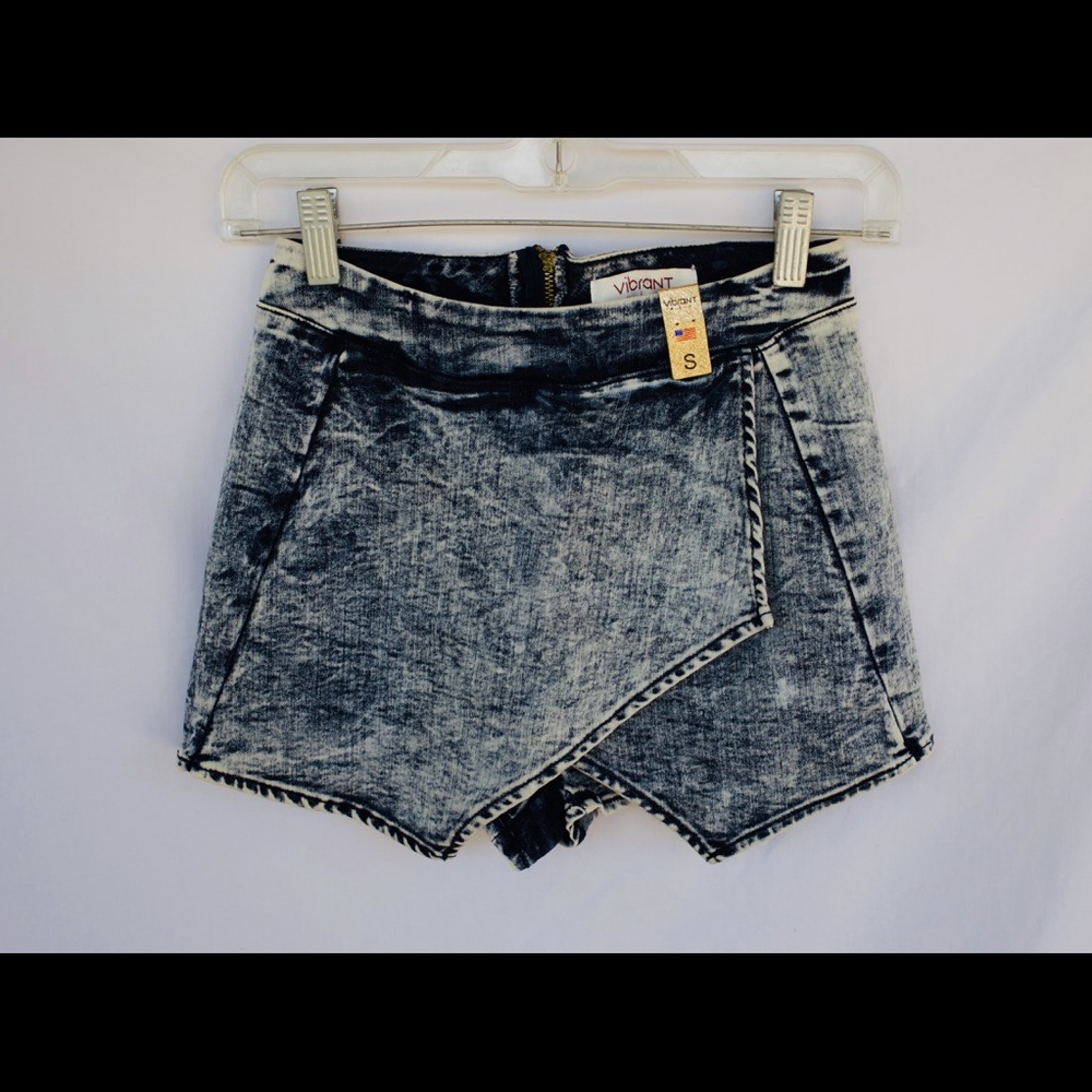 Acid wash skort